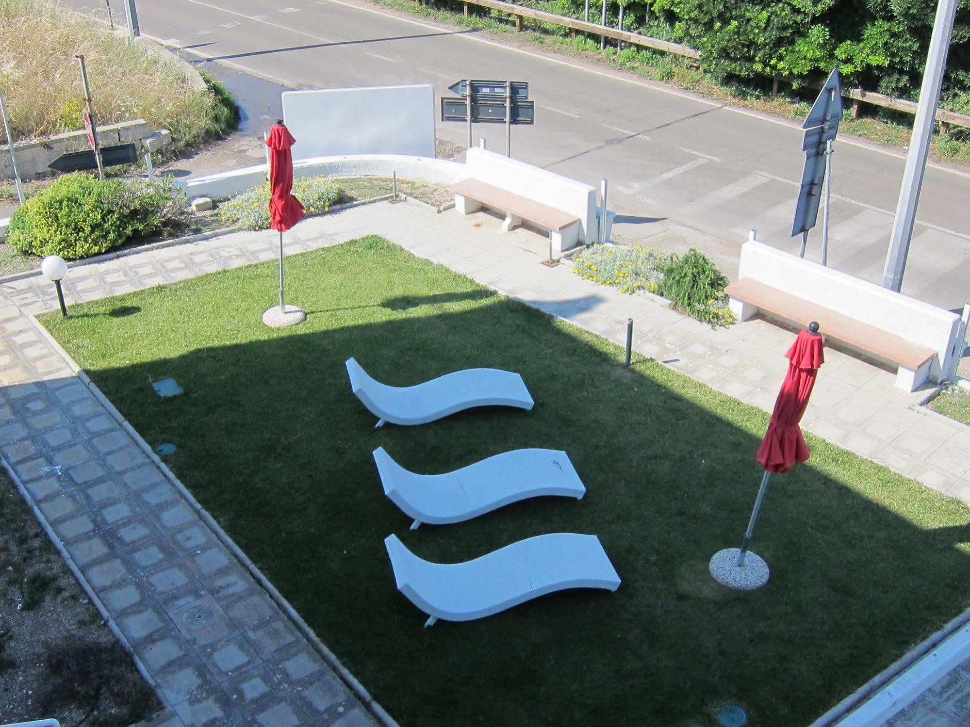 Oasis Park Hotel Torre dell'Orso Eksteriør bilde