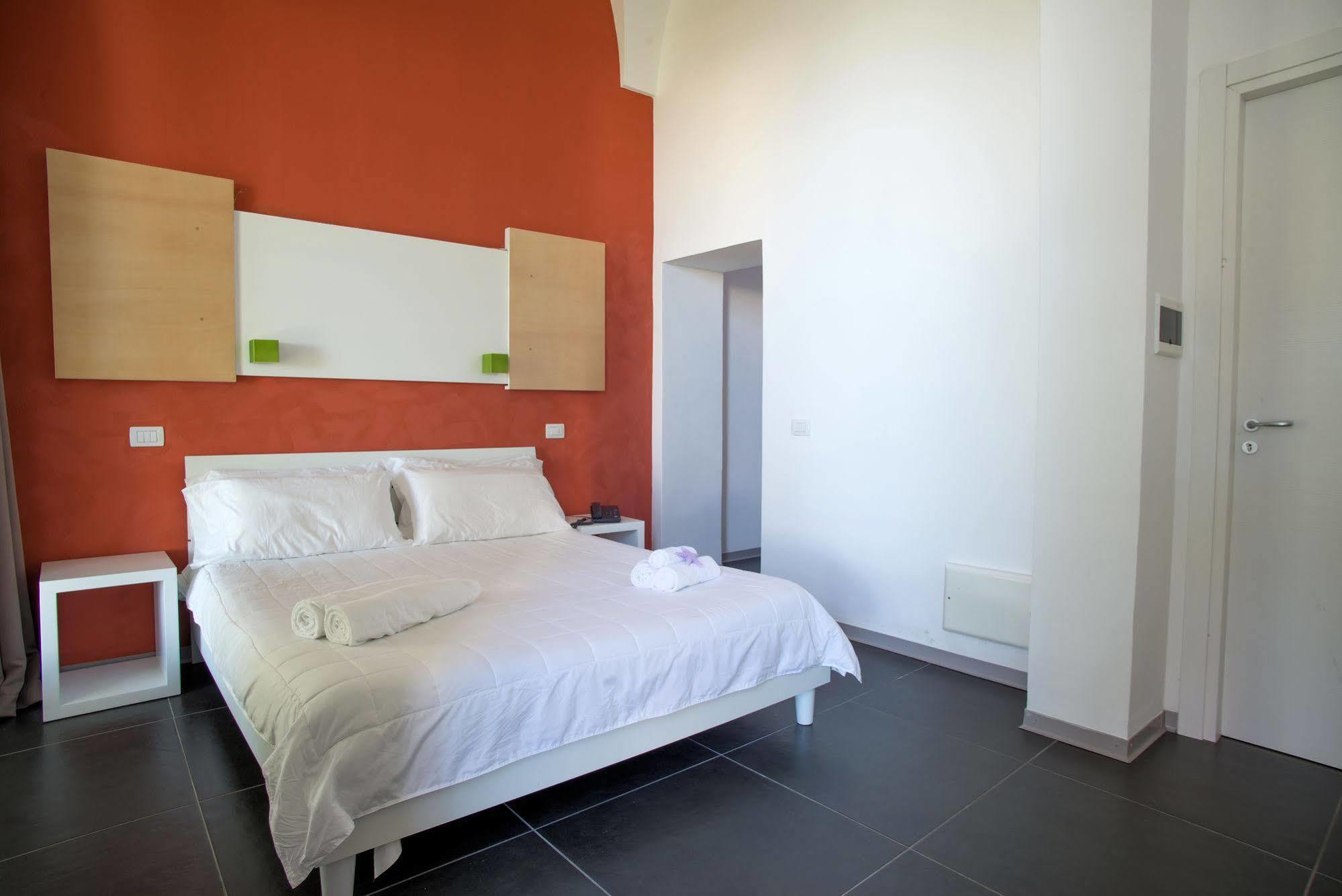 Oasis Park Hotel Torre dell'Orso Eksteriør bilde