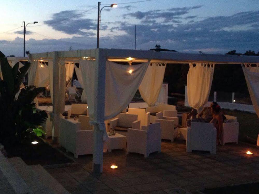 Oasis Park Hotel Torre dell'Orso Eksteriør bilde